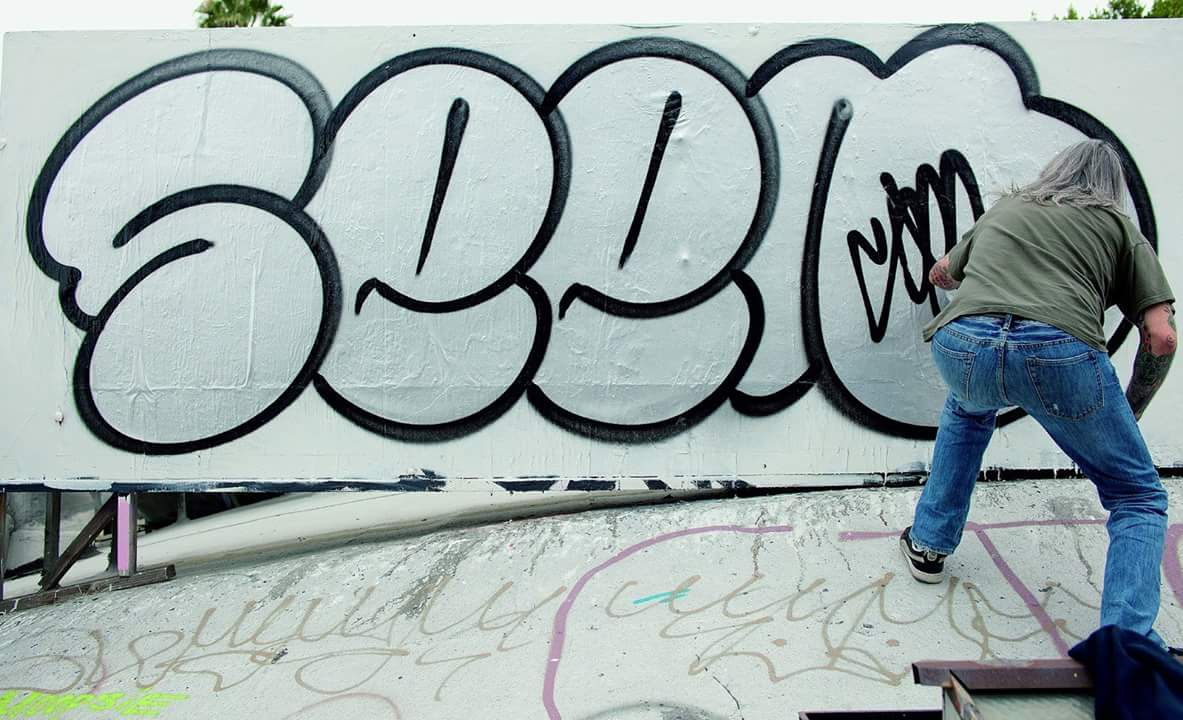 HipHopVandals's tweet photo. Seen* #Graffiti https://t.co/8rVbmWiui9