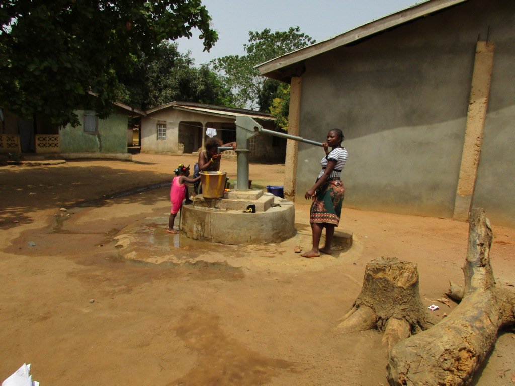 #ProjectUpdate: Swarray Dean Street New Well Project underway in #SierraLeone!

thewaterproject.org/community/proj…