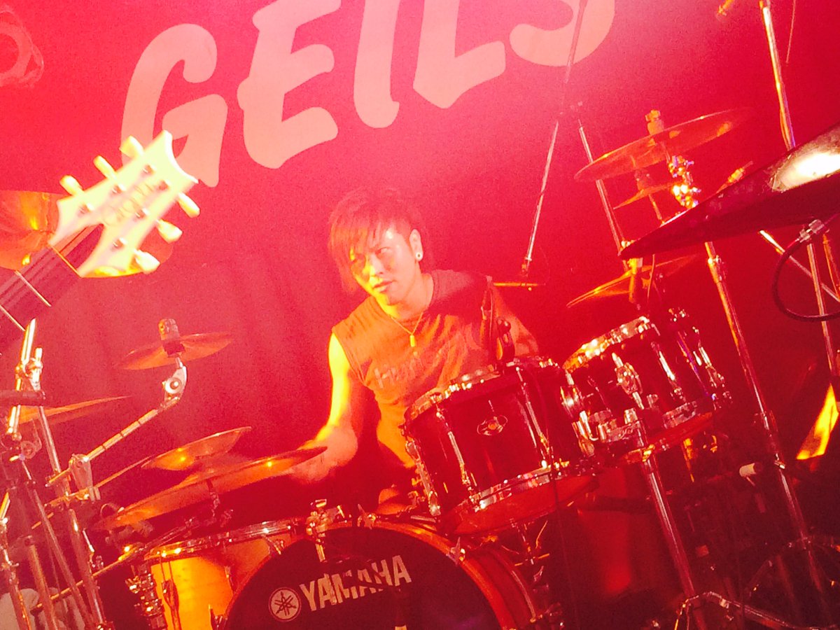 mayuchuun_1004's tweet photo. #OFFSTEAD #superkamikazeattack
スパカミツアーお疲れ様でしたっ!!!!!!!初日とファイナルに行けてもう幸せ満載でした(っ´ω`c)♡
いろんな曲してくれてうぎゃあああああてなってましたw
マユチョス https://t.co/MdYYRjQImC