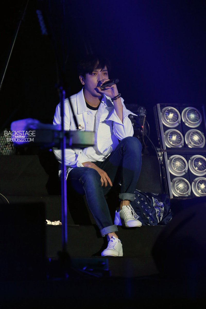 backstage_0622's tweet photo. [BACKSTAGE https://t.co/js2jGYqQ6V]
20160319 Come Together in 충칭 PART 1 18P #정용화 Uploaded https://t.co/O2zVcXHbFJ