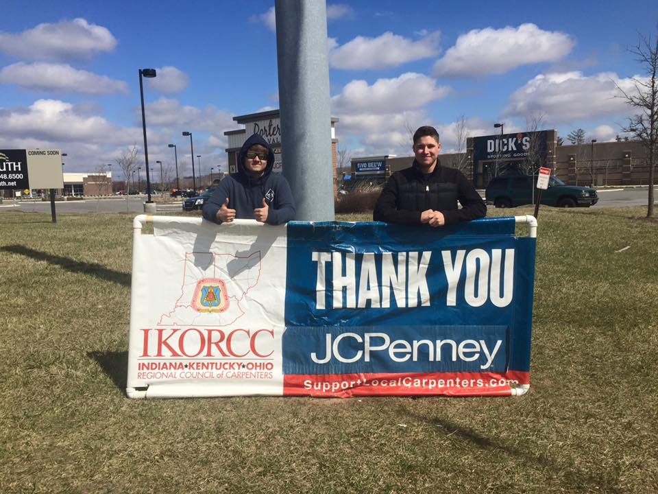 cmwcarpenters's tweet photo. Thanks to JCPenney in Valparaiso, IN for supporting local workers! #supportlocalworkers https://t.co/Vh9ZD7aqbQ