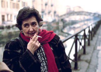 Lauraplacidi_'s tweet photo. La pistola che ho puntato alla tempia si chiama Poesia https://t.co/hLfUT3WE4w