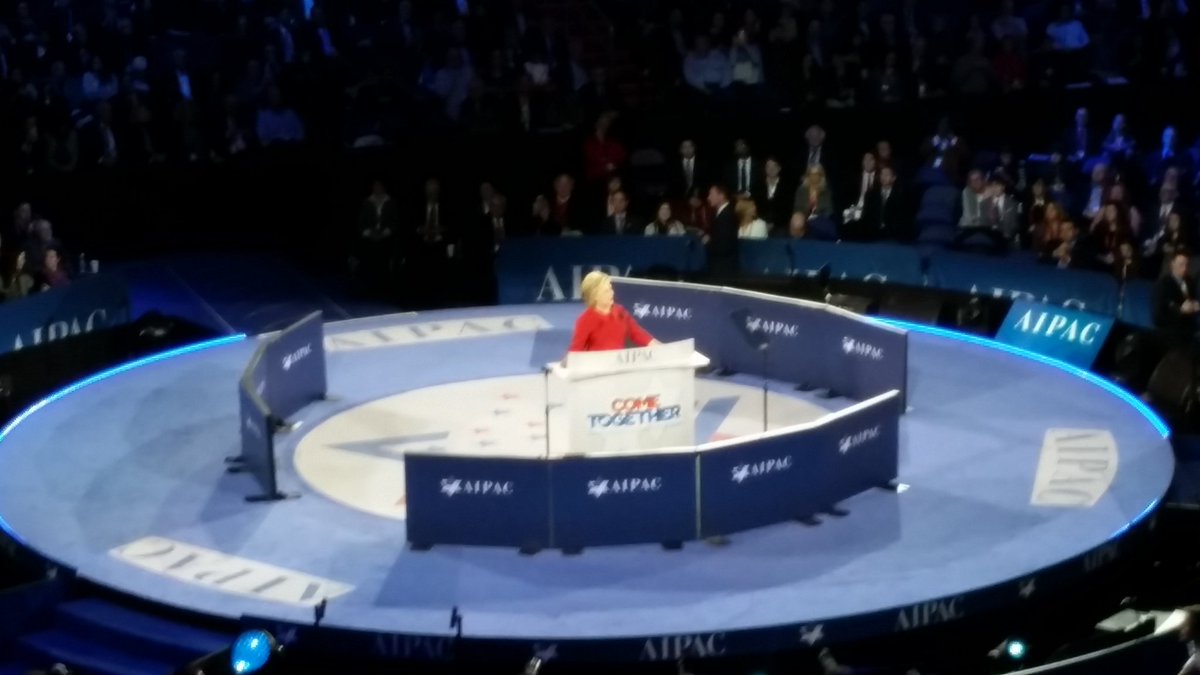 Hillary Clinton recognizes the 4000 college students <a href="/AIPAC/">AIPAC 🇺🇸🇮🇱🎗️</a> #PC16