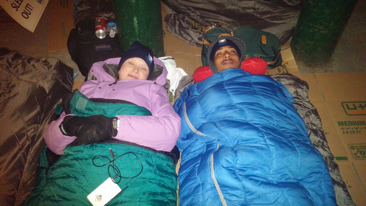 LGtheSE's tweet photo. On Friday, We slept on the street to raise money for the Covenant House to end youth homelessness. https://t.co/Pbt3CWFIGW