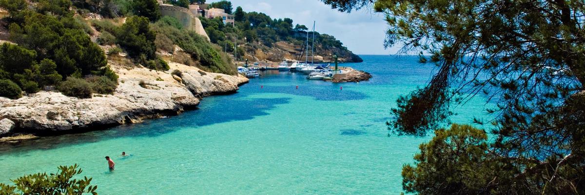 SWMallorca's tweet photo. Images of the stunning Little Beach (Pellicar) in Santa Ponca, SW Mallorca, Still water in a more secluded location! https://t.co/13Cp5Vq8l7