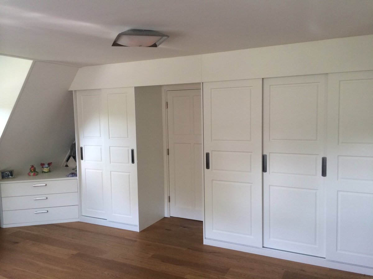 kastdirect's tweet photo. Mooie kast met frameloze deuren geleverd.  Stel ook een kast samen via onze calculator: https://t.co/hOI3l9dS3h https://t.co/MdVBeC7DKw
