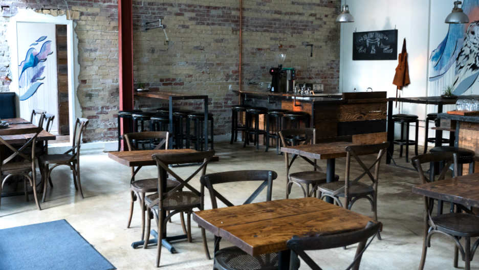 foodismTO's tweet photo. Rise &amp; shine #TORONTO! These six coffee spots are here for you on this Monday: https://t.co/9IetwpykqS #CaffeineFix https://t.co/szWmIyEQCz