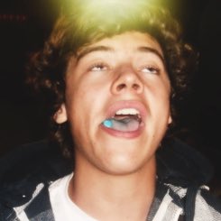 account_queen's tweet image. Moja twarz kiedy znajomi cały czas gadają o tym samym :') @FaniNienawidza