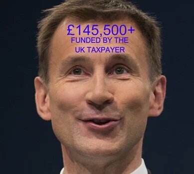 daveburns422's tweet image. We should be voting on #Cexit right now oh and where is Theresa May skiing with Boris!