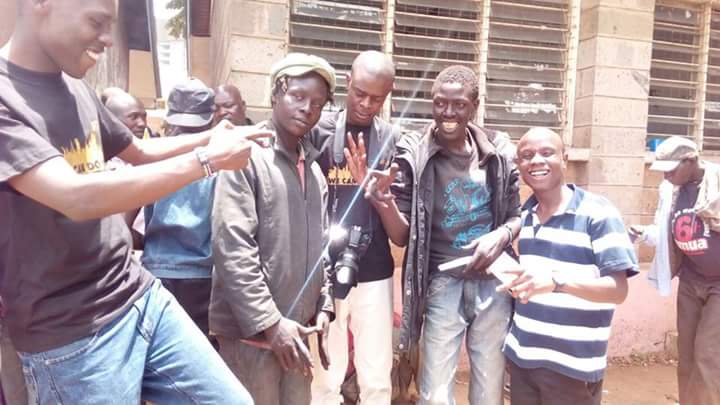 kinyua_alvan's tweet photo. #IJoinedChapatiMovement and realized that street kids are not that dangerous afterall. They just need some love https://t.co/m0VOtj5dXf