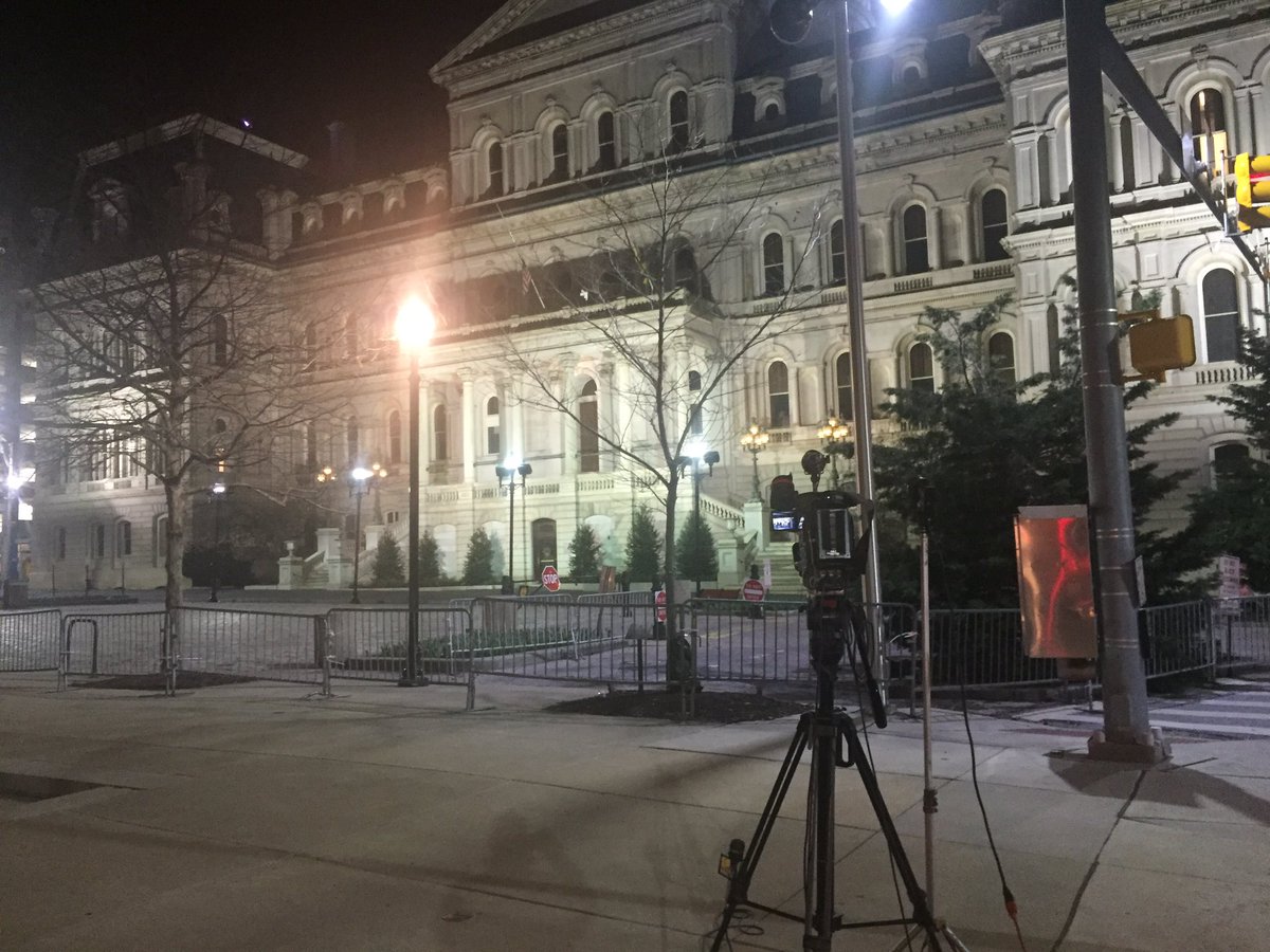 OmarJimenez's tweet photo. Live this AM at City Hall for @wbaltv11 ahead of a busy day for Baltimore's mayoral candidates. #PrimaryRace #AMNews https://t.co/vZ6MxbppEU