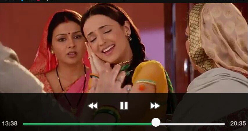 priyankadatta41's tweet photo. @TeamSarun "Jiji toh nahi hain,matlab.."😂😂😂 can't express how much I miss khushi's madness,plzz bring #SaRunBack😢😢 https://t.co/bgarBKLYaL