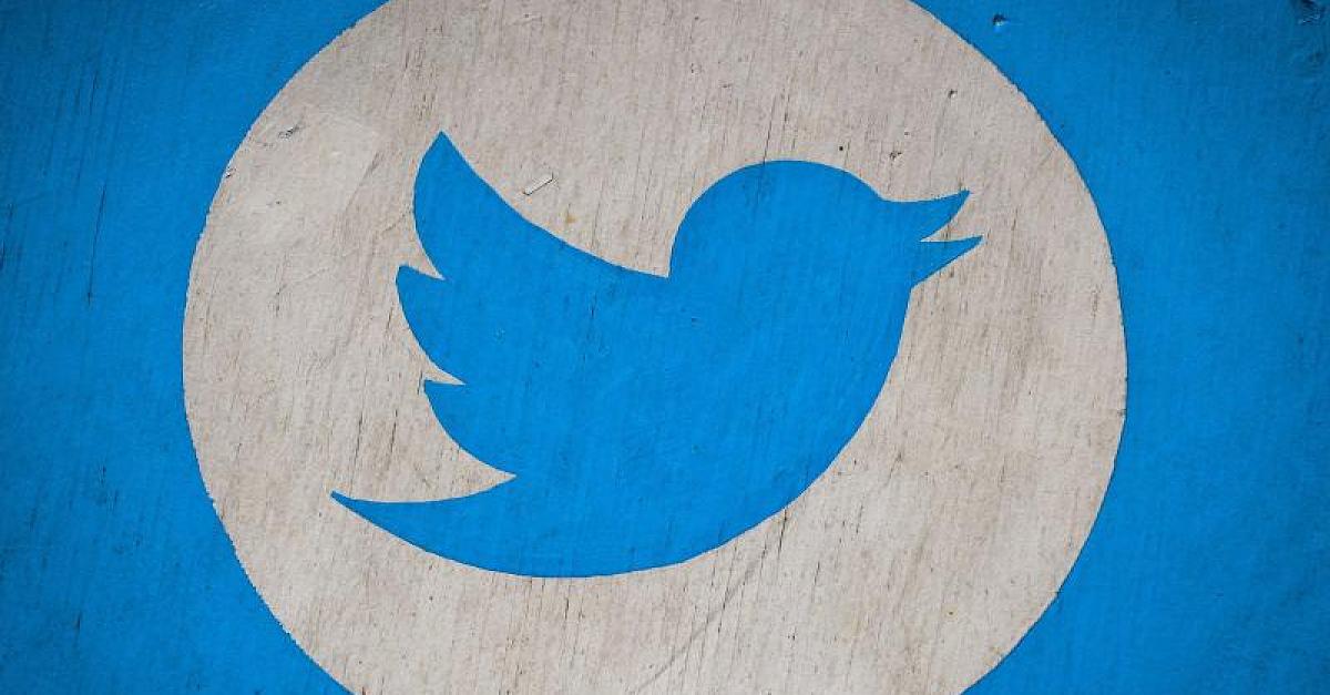 hansenworld's tweet photo. Selfies, News, Werbung... Tweets die Geschichte schrieben #HappyBirthdayTwitter #LoveTwitter https://t.co/RVTsRoEykY https://t.co/Q9eV1nNSZJ