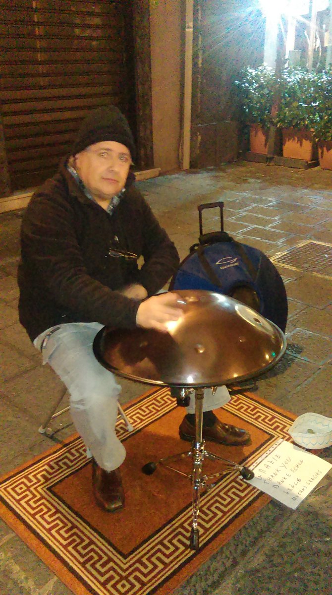 SubTSounds's tweet photo. This guy busking the 'spacedrum' like a gentler steel drum. #mellowtones whatcha think? @david_lyttle @kevlawdrums https://t.co/m4s5ecBquw