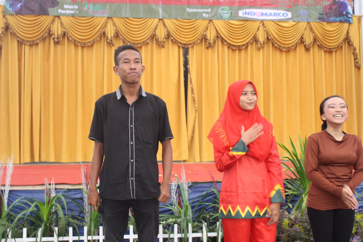 UKMBSPolinela's tweet photo. Congrast Juara Tari kreasi FSDB 2016
Juara 1 SMA Bina Mulya
Juara 2 SMK Muh Pringsewu
Juara 3 SMAN 2 Tegineneng https://t.co/bthnC3fG32