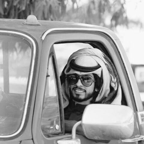 ❀«واللـي ثقل ويـحسب ﺂني بنآديهہ ,,�¿✒
  ❀«يثقـل مكآنهہ لـين ﺂرضـه تبلعهہ ,,❥›.✔“               ﴿ استرييح بس 👌ءء﴾