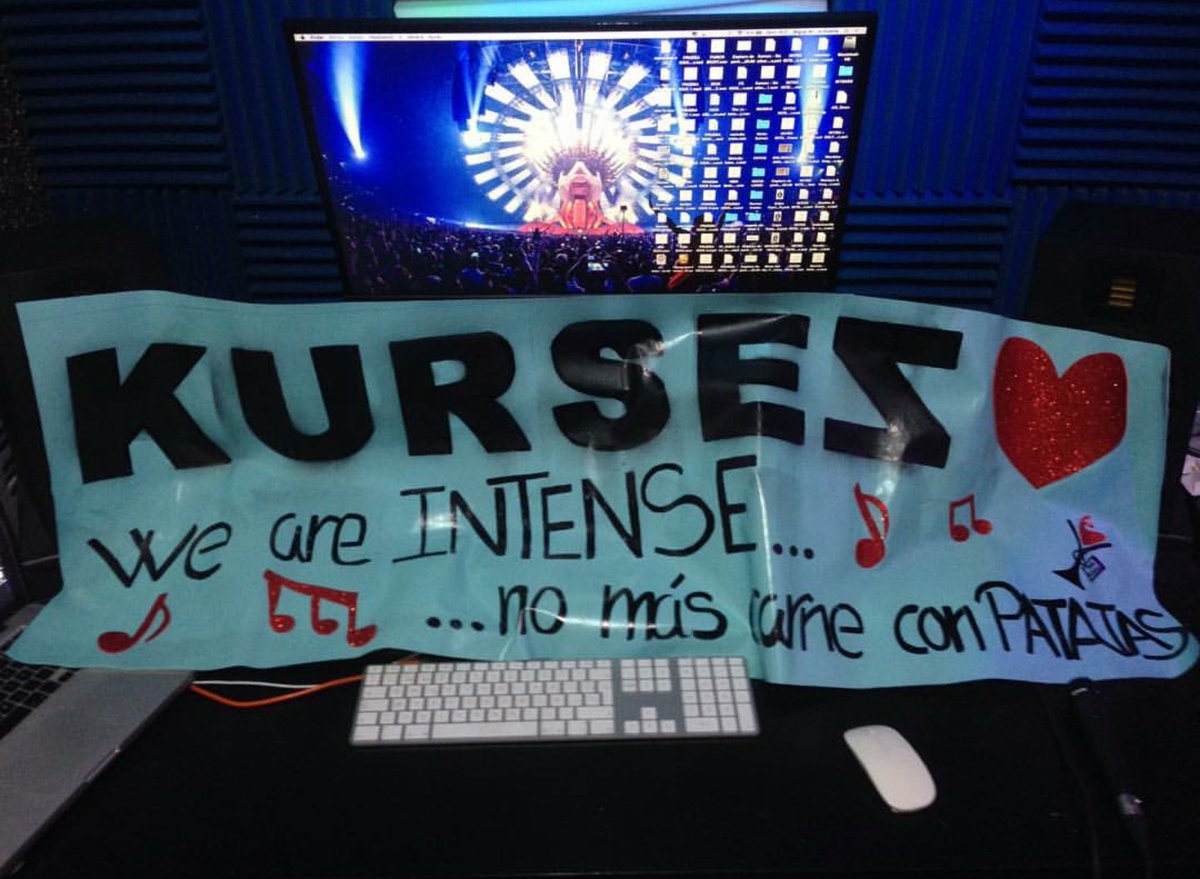 Esto son fans y lo demás son tonterías, nuestro residente <a href="/Kursez/">Kursez</a> es nuestro boss! #peopleintense #intenseclub
