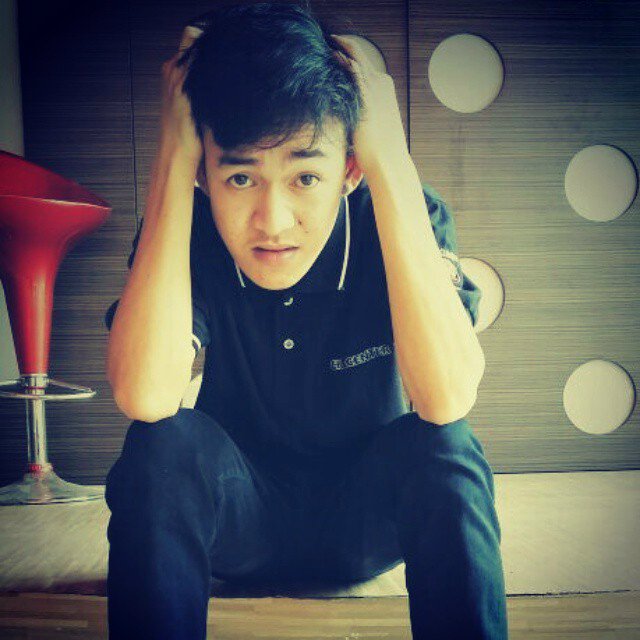 Semua orang bebas menentukan pilihannya masing".