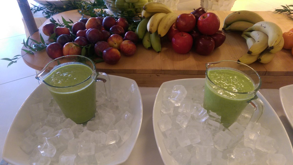 SwissDUS's tweet photo. The most healthy start to our Vitality Day - Morning Boost @SwissDUS #smoothies #VitalityDay #Swissotel #GCHHotels https://t.co/QXeb9qeeov