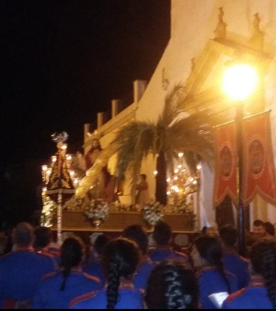 Rauloje15's tweet photo. Gran domingo de Ramos con la @AMMaestroSousa  🔴🔵 https://t.co/XEnyxXBysv