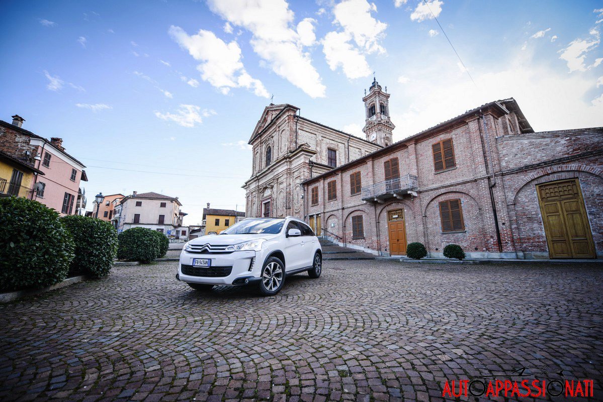 auto_app's tweet photo. Abbiamo provato a fondo la #Citroen #C4Aircross 1.6 HDi #4x4. Ecco come va--> https://t.co/9CLWu5sTaR @citroenitalia https://t.co/d3tQ3zACQF