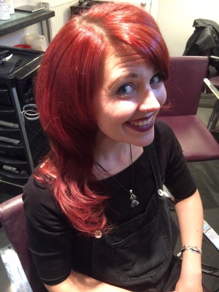 lucyhockeyhair's tweet photo. Our Amy is having her locks shaved off!!!! The hair will be donated to @LPTrustUK and proceeds to @WaterAidUK https://t.co/qLnK9sQlDv