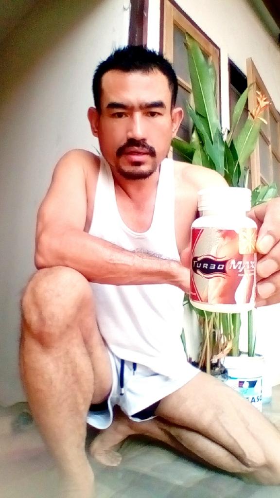 facebookหนุ่มนวดสะพานใหม่
ขายเทอโบแม็กส์ครับสมุนไพรบำรุงชาย
line id.kid6996โทร.0806437872ครีส
