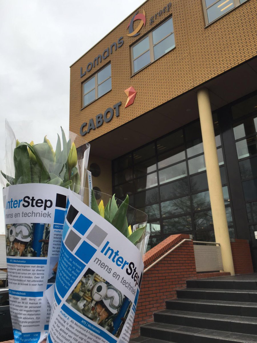interstepbv's tweet photo. En ook @LomansGroep en @VanDelftGroep hebben de @InterStepbv tulpen ontvangen! #Tulpenvaninterstep https://t.co/jDtZburGF1