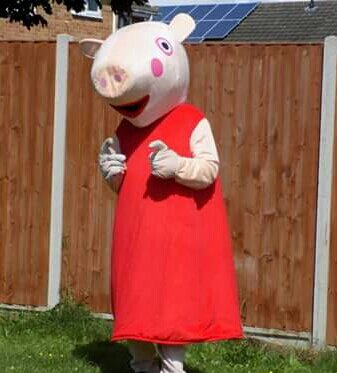 CheekiM_kelly's tweet photo. Meet #peppapig 26th March 10-12 https://t.co/OTaW2ewcjj https://t.co/DnZ8yh0Xmw