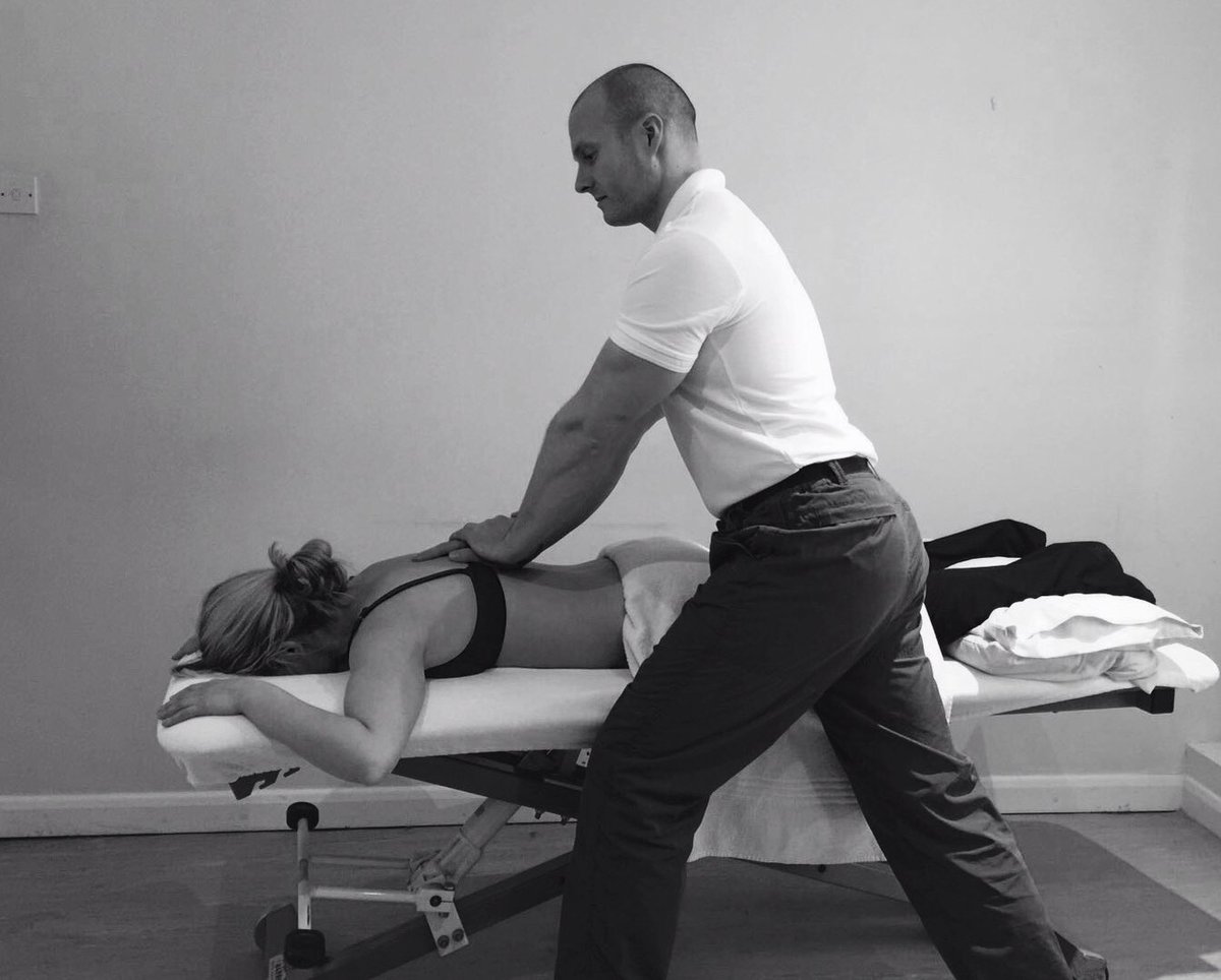 GilesGyer's tweet photo. Just finished the final chapter on posture and stance for the next book... Massively important in manual therapy https://t.co/zLLe1Dr8KK
