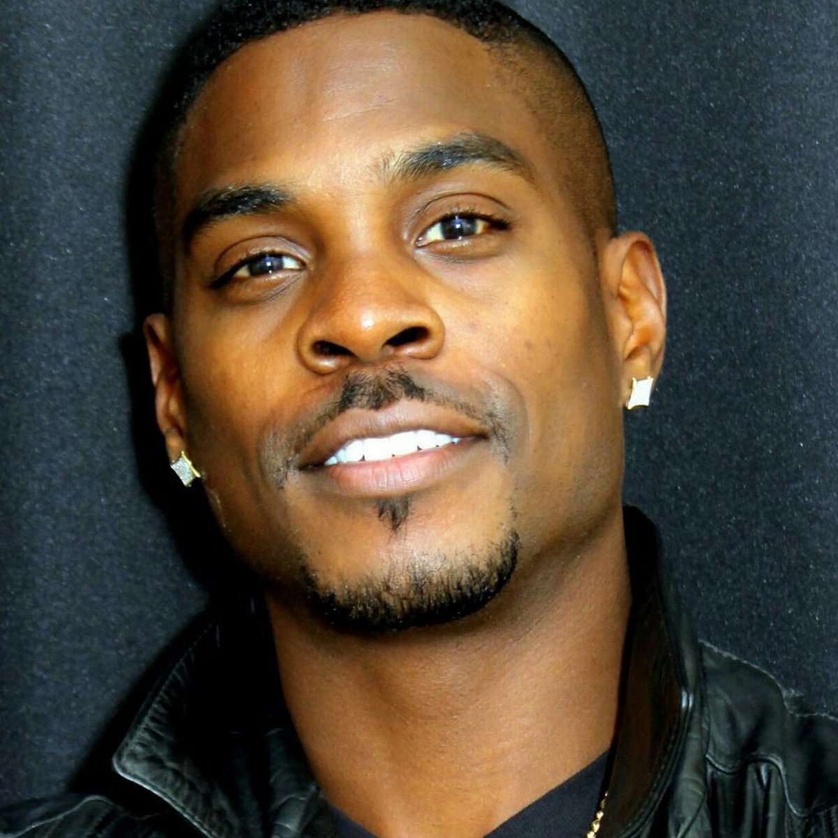 JustJaNaeBby's tweet photo. First #MCM in a while. Seen him perform and fell in love with his voice. #MCM #FirstInAWhile @tony_hightower https://t.co/NMJgBEhkve