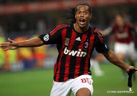 FBaresi's tweet photo. Happy birthday @10Ronaldinho poesia in movimento!! https://t.co/ncNg0kaOrz
