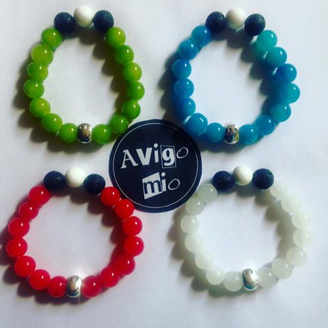 avigomio's tweet photo. Pulseras Horóscopo @avigomio De Cuarzo, Piedra Volcánica Negra y Pulida Blanca 8€ (2x15€) 🙂 https://t.co/AZXaQV2zfI