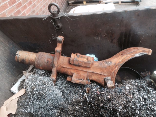 TheDirectGrp's tweet photo. Don't 4get we R interested in #BusCoach #scrap #core call Roy 01538361777 #recycling #remanufacturing https://t.co/fZ12dSFPFv