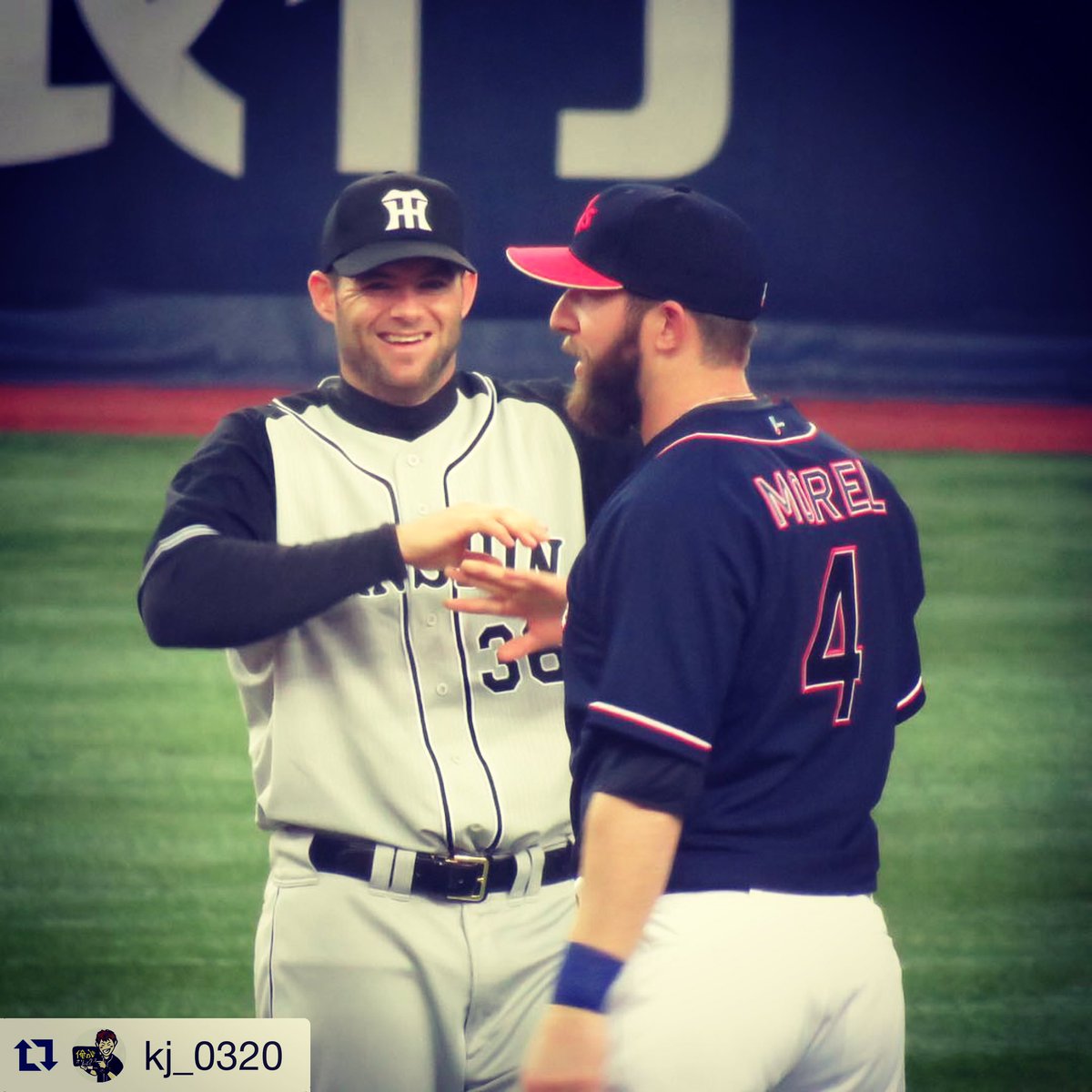 Brent Morel tweet media