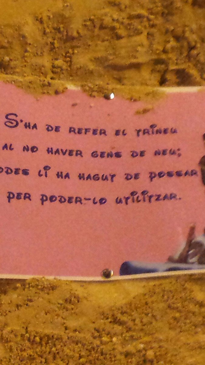 Ana_4_6's tweet photo. #fallerrades #iesalbal @maitebosca Posar* https://t.co/LISrQWdSuP