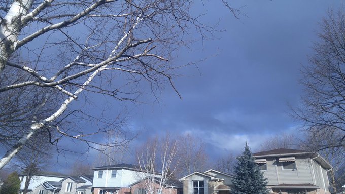 Looks like there's a storm moving in. https://t.co/8PMZ9L8OTy<a href="/tag/serve"class="tags"><span>#serve</span></a>