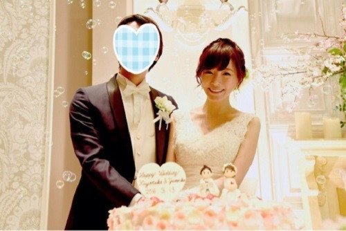 新R25編集部 on X: "あの有名歌手も登場!第一子妊娠中の釈由美子が挙げた結婚式がゴージャス https://t.co/KcugbxZUm1 https://t.co/qGgvXI0XJl" / X