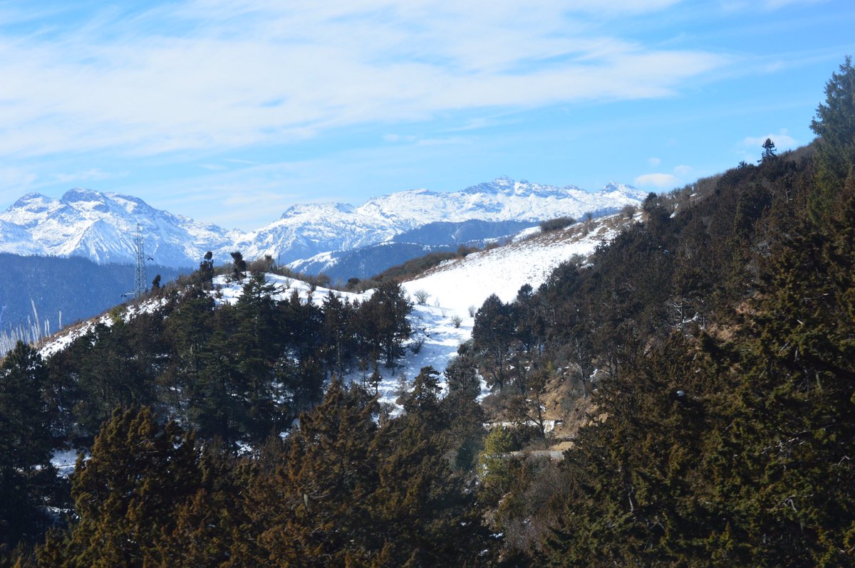 himwindows's tweet photo. #Bhutan #Himalaya #Adventure #travel #HimalayanWindows https://t.co/Ib1FjZX79a https://t.co/d9l4gYRXO4