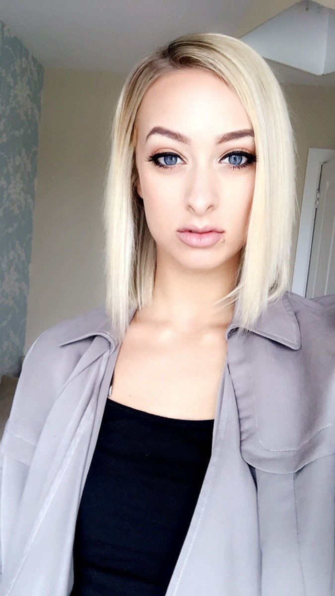 schmoomoo20's tweet photo. #SpringMadeStylish #SpringSelfies such an exciting event to be part of :) @ACAmodels @VisitCraigavon https://t.co/oOxzu736nI