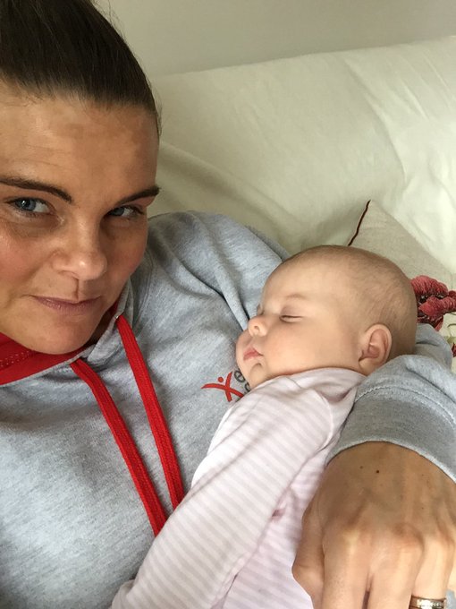 Having cuddles with mummy as she didn't take me to @Evolutiongym today. 💗💞 https://t.co/HRbMlD5FRx