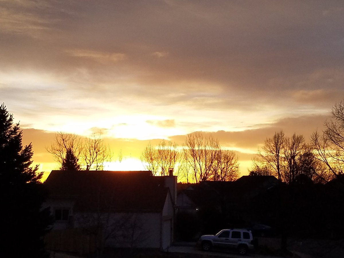 ClassenBmwc65's tweet photo. From the rising of the sun to its setting, the Lord's Name is SO WORTHY to be PRAISED (and WORSHIPPED and ADORED!! https://t.co/EQphZBSSa4