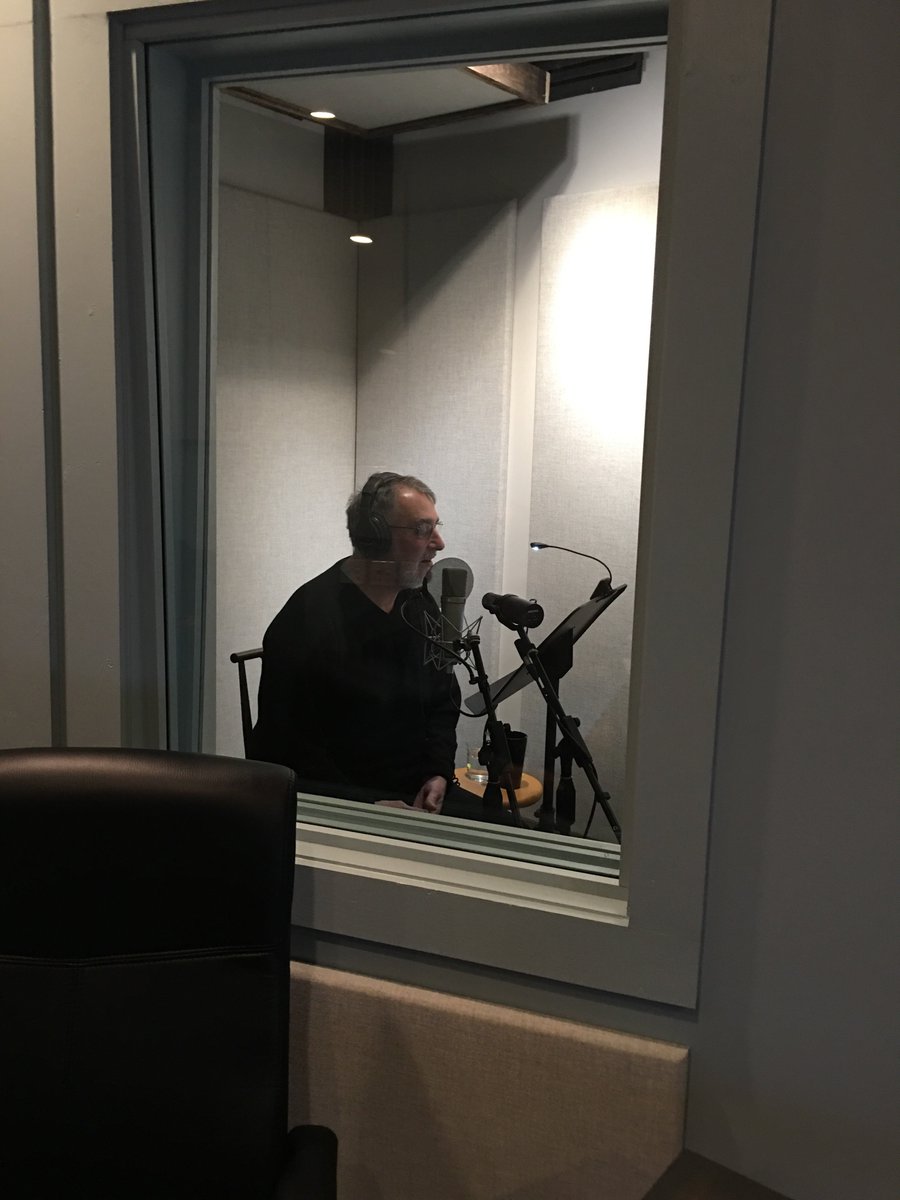 bnuxcreative's tweet photo. Excited to have the ajc in the suite for  a new episode of their podcast “breakdown”. Host Bill Rankin on the mic. https://t.co/49dRKScNKX