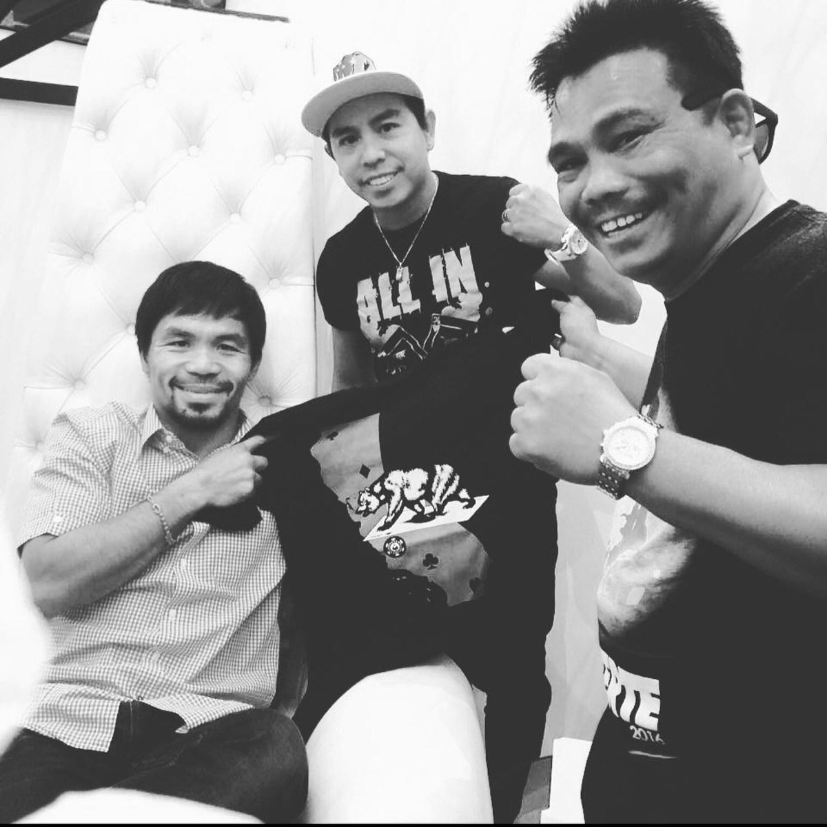 TheREDapparel's tweet photo. Shark Wear meets Pacman!Thank you for wearing our Cali-poker tshirt! #pokerlife  #pokerclothing #PHVoteDuterte https://t.co/LJlQXPeRPM