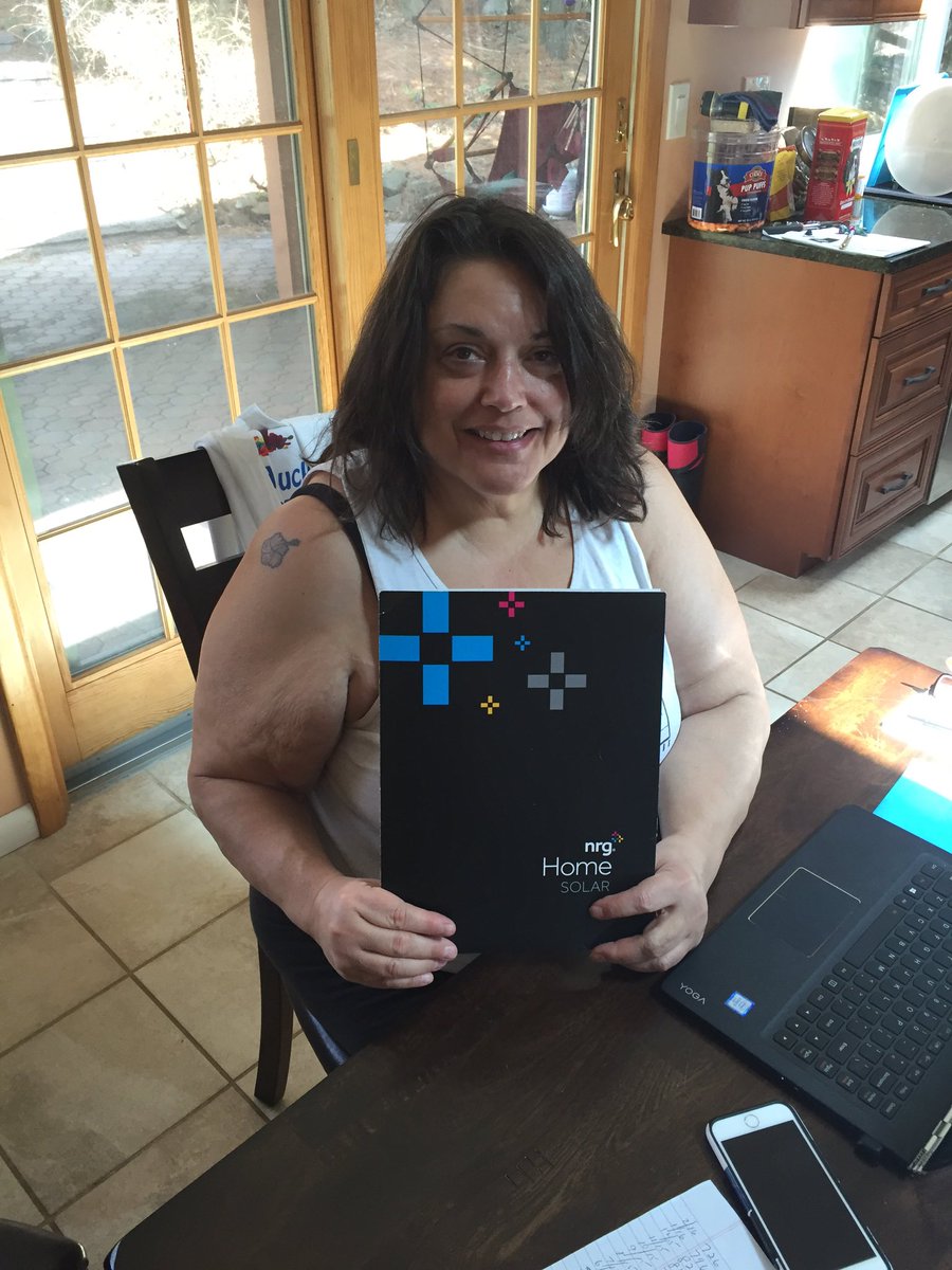SolarstarNRG's tweet photo. #Another Happy Customer Goes #Solar !!! #NRGHomeSolar. https://t.co/UYJFDftyF1