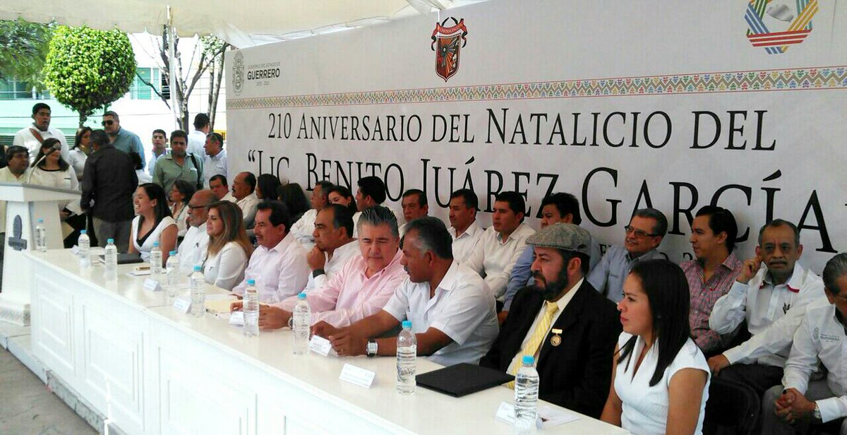 HectorAstudillo's tweet photo. Presidí la ceremonia alusiva al 210 aniversario del natalicio del Benemérito de las Américas, Benito Juárez García. https://t.co/7HXkvldytQ