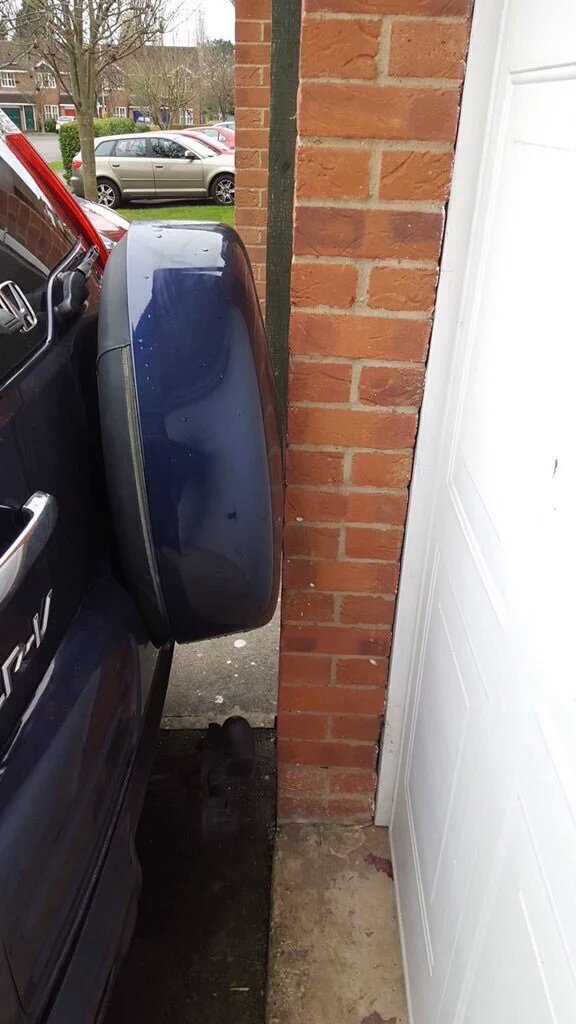 9GAG's tweet photo. How close I am to giving up on this semester https://t.co/rX55iPvuh8