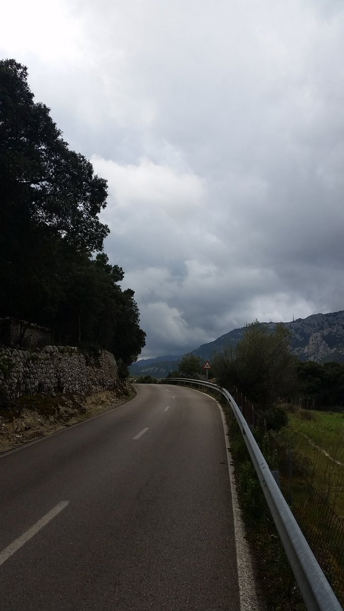 jeffsayce's tweet photo. Great first day, with good company #TotsTours #cycling https://t.co/fT3sjlFpjh