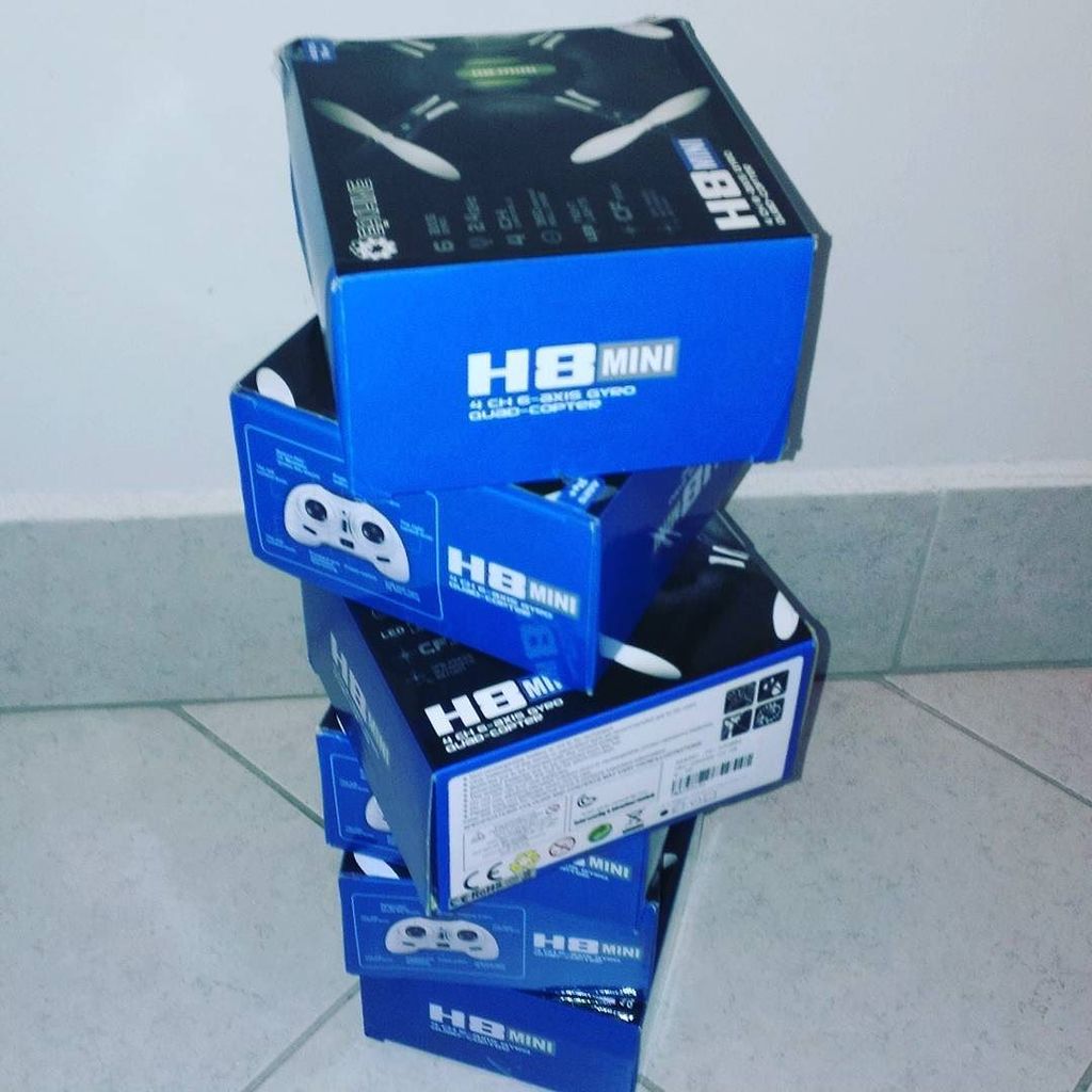 dronodromo_com's tweet photo. Drón torony :-P #Jjrc #h8mini #drone #dron #rctoys #quadcopters by smartos.hu https://t.co/4jmK9T46wP