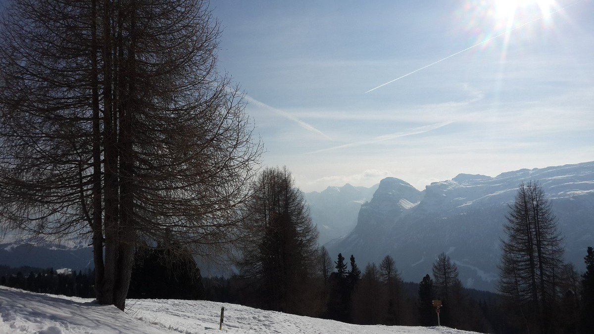 neilsonitaly's tweet photo. #atmospheric close to another #dazzling day in #altabadia #dolomites. #SCroce  looking to #Sasshonger &amp; #Sellagruppe https://t.co/dKWnp4cfCo